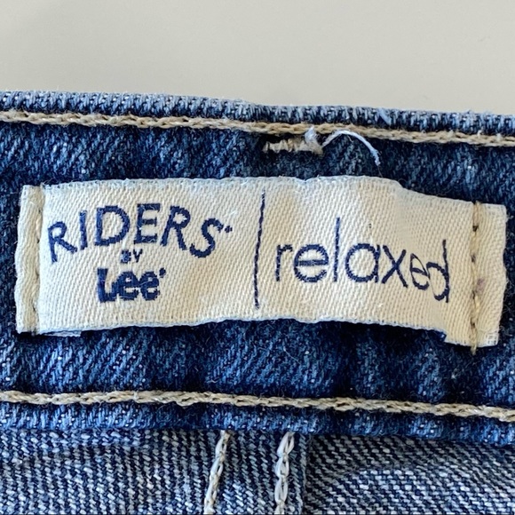 LAST CHANCE 💖HOST PICK 7/42022💖 EUC Lee Riders Relaxed 5 Pocket Jeans, 14P - Picture 4 of 7